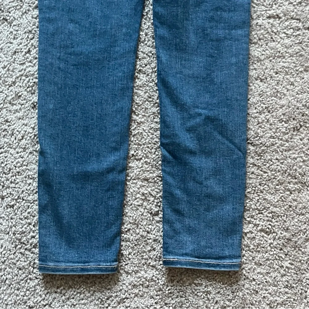 Old Navy sleek stretchy